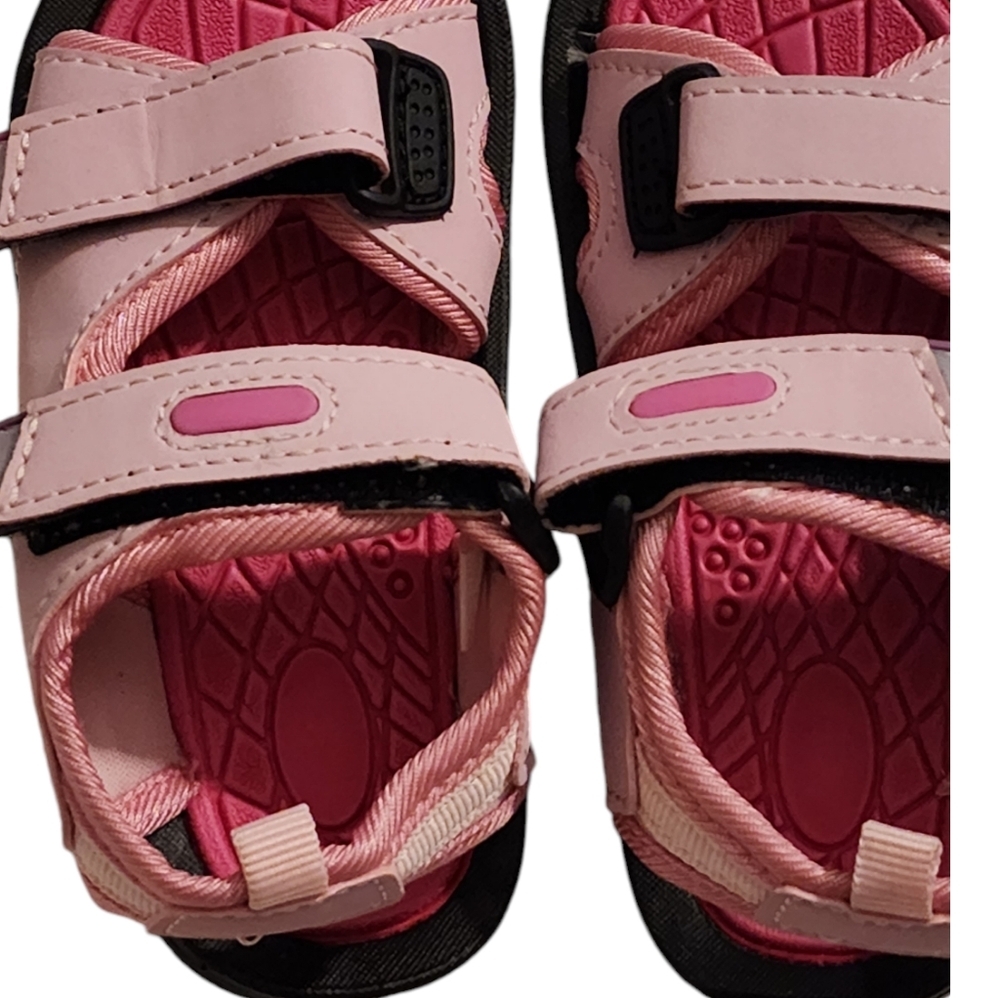 NWOB Pink River Girl's Toddler Sandals - Size 7/8